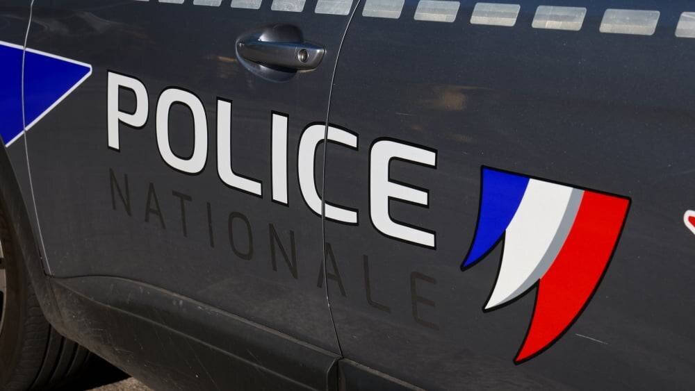 Vue générale d’un commissariat en Provence