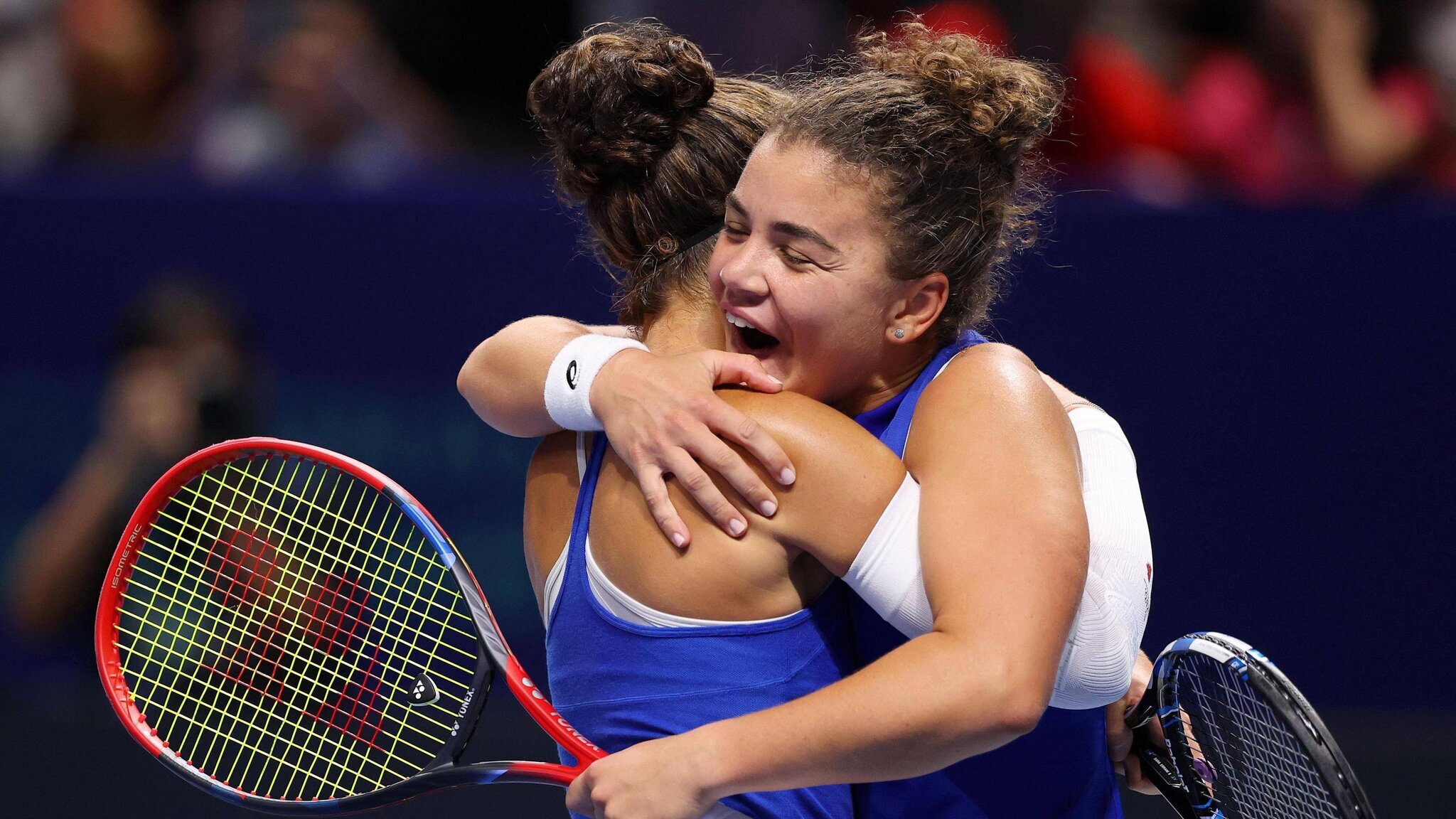 Paolini et Errani après le double décisif