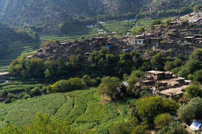 Villages endommagés par le séisme dans la vallée de Nurgal, province de Kunar