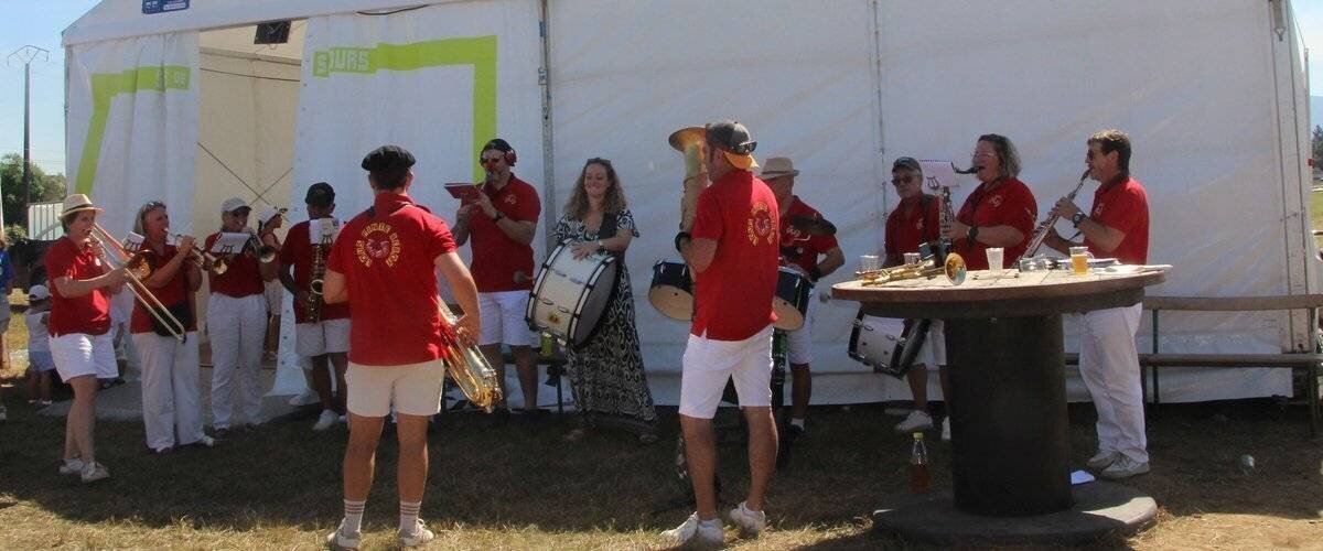 Salle de conservation du patrimoine industriel à Lamarque-Pontacq