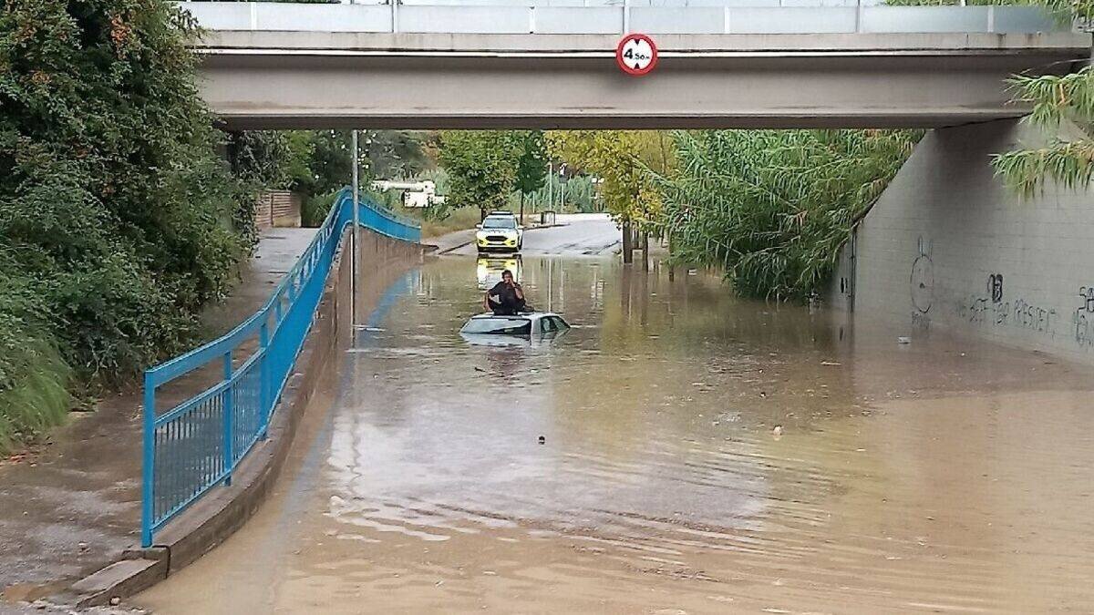 Inondations en Catalogne près de Barcelone après pluies intenses