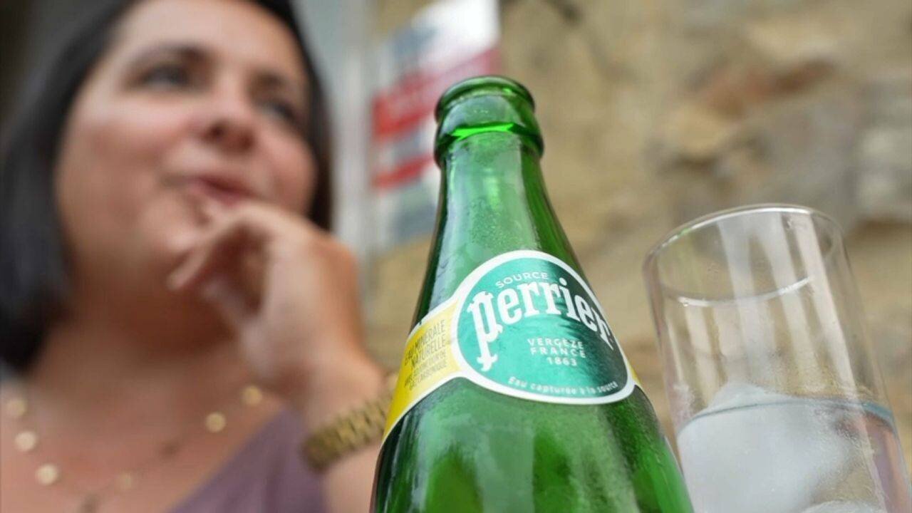 Illustration Perrier en bouteille