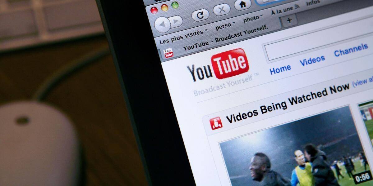 Photo illustrant YouTube et désinformation