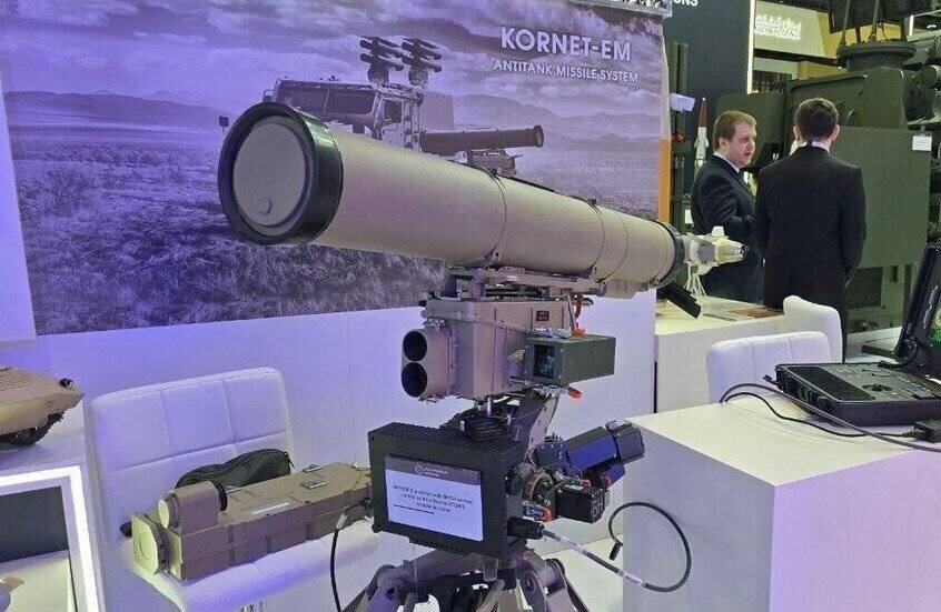 Test du système de visée Kornet sur le terrain