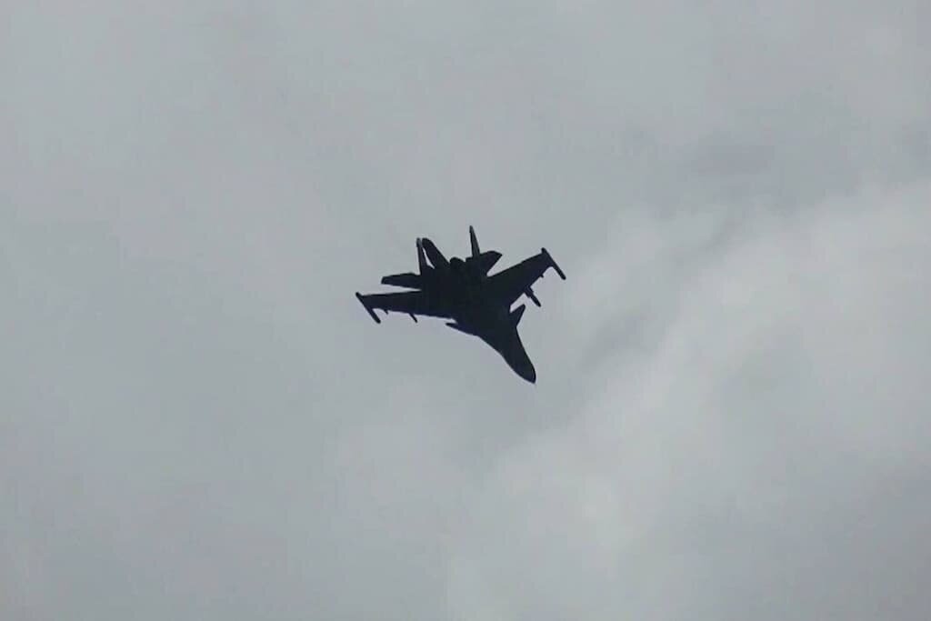 Ambassadeur russe en France Alexey Meshkov lors d’une interview