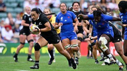 Ruahei Demant échappe à la défense française