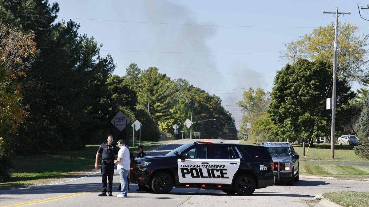 Vue extérieure de l’église mormone de Grand Blanc après l’incendie