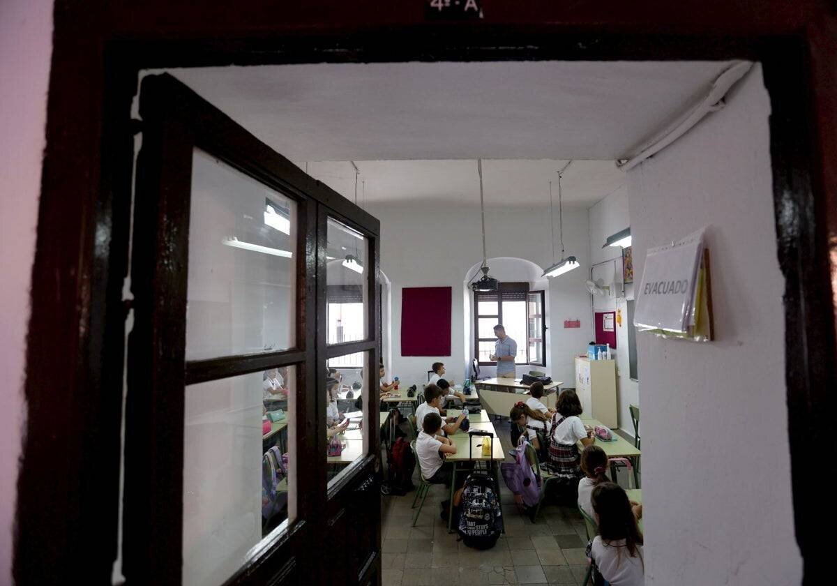 Rentrée scolaire en Andalousie, classe d'école, Séville