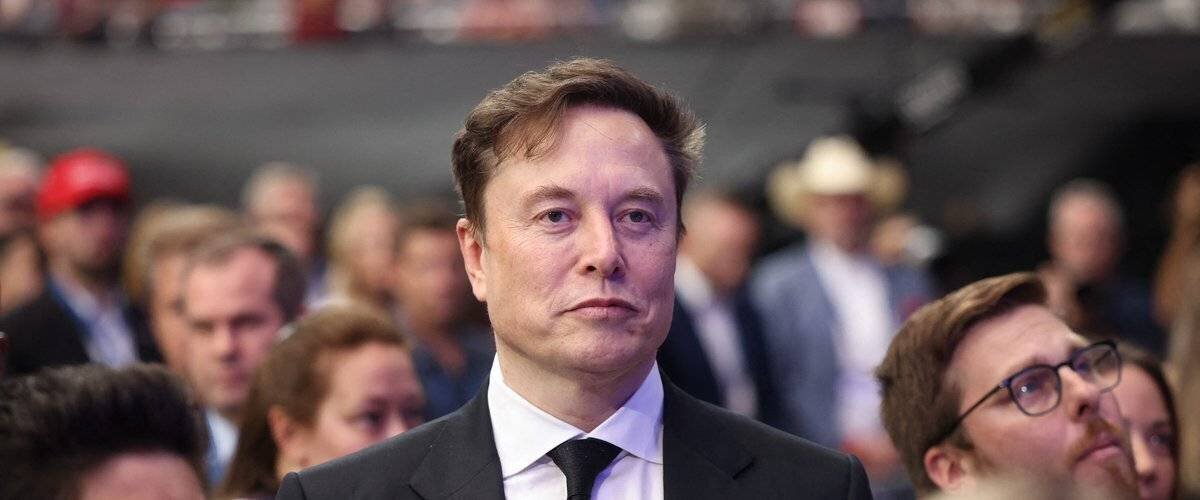 Elon Musk lors d'un événement économique majeur