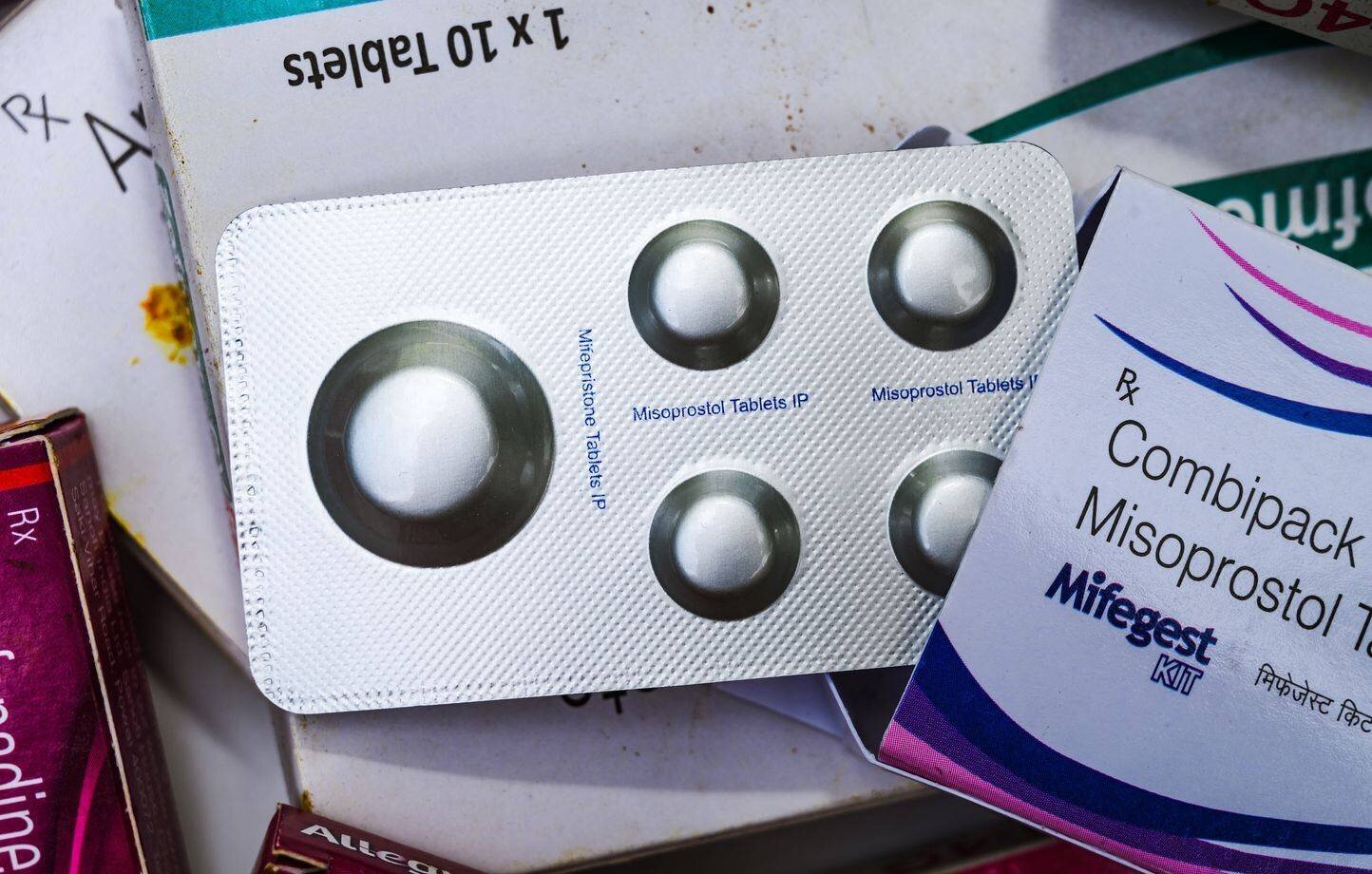 Pilule mifépristone générique dans le cadre médical