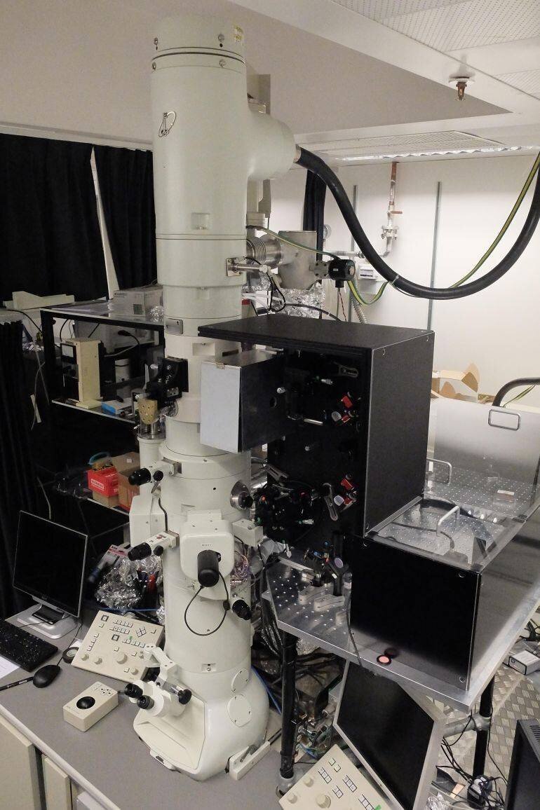 Microscope électronique (EPFL)