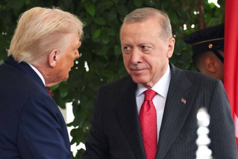 Le président Recep Tayyip Erdoğan accueilli à la Maison Blanche par le président Donald Trump, 25 septembre 2025.