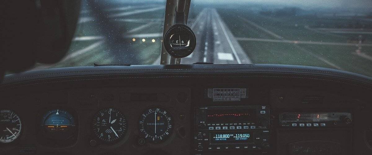 Vue d'un ballon près de l'aéroport de Vilnius