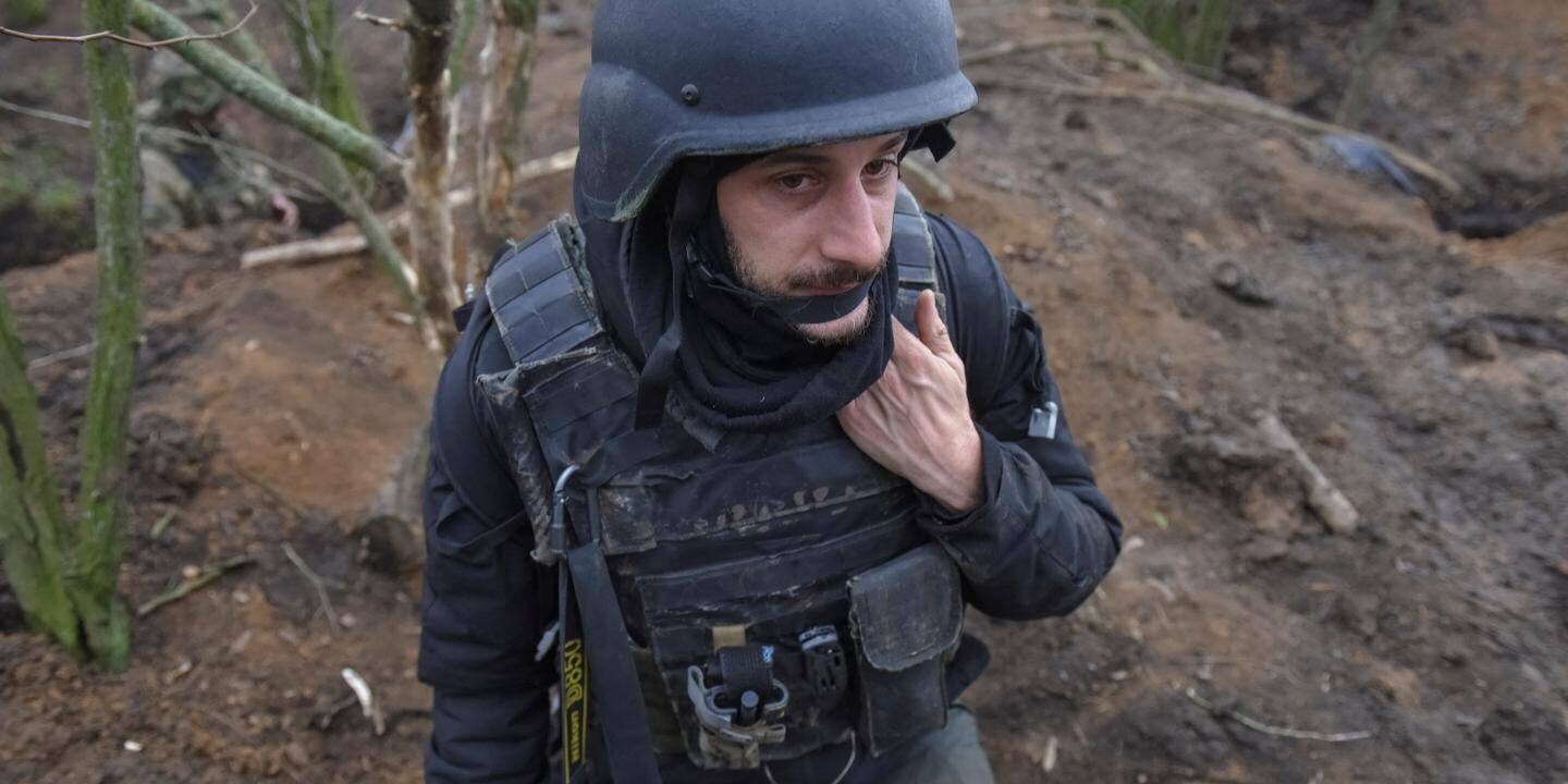 Photojournaliste Antoni Lallican dans une zone conflictuelle