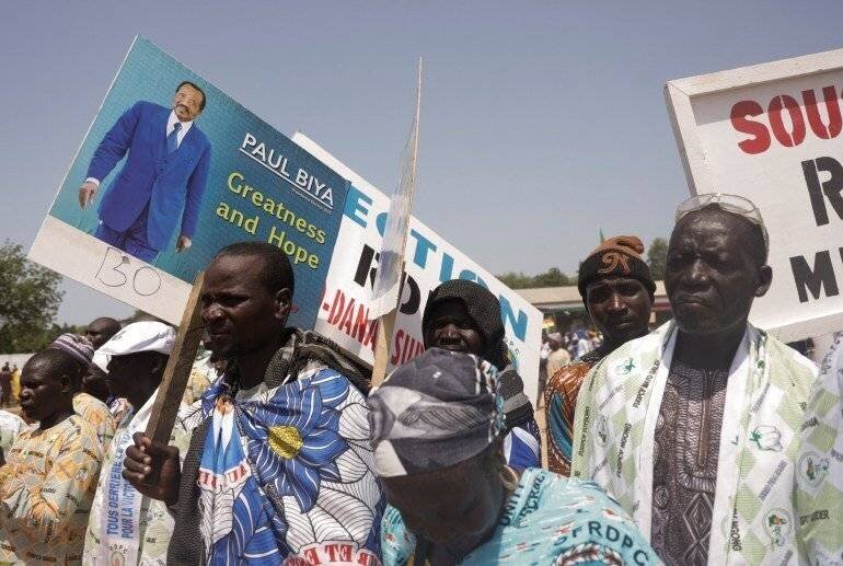 Supporters de Paul Biya lors du lancement de sa campagne, Maroua, 7 octobre 2025.