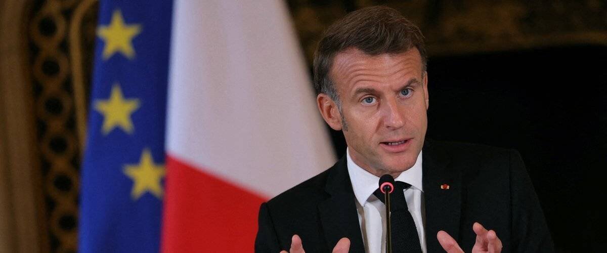 Vue d'une réunion politique autour d'un projet de gouvernement