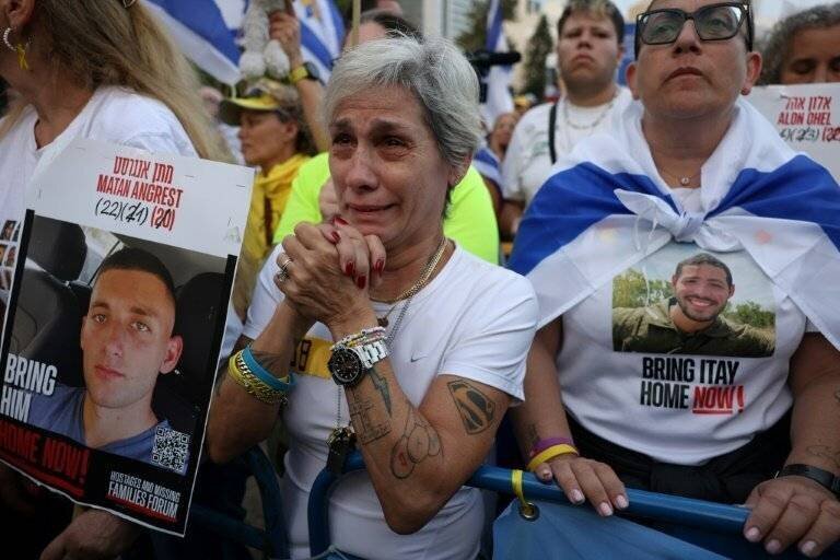 Hamas remet sept otages à la Croix-Rouge à Gaza
