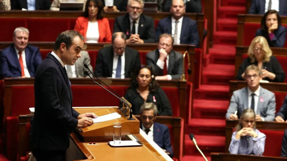 Sébastien Lecornu lors du discours devant les députés