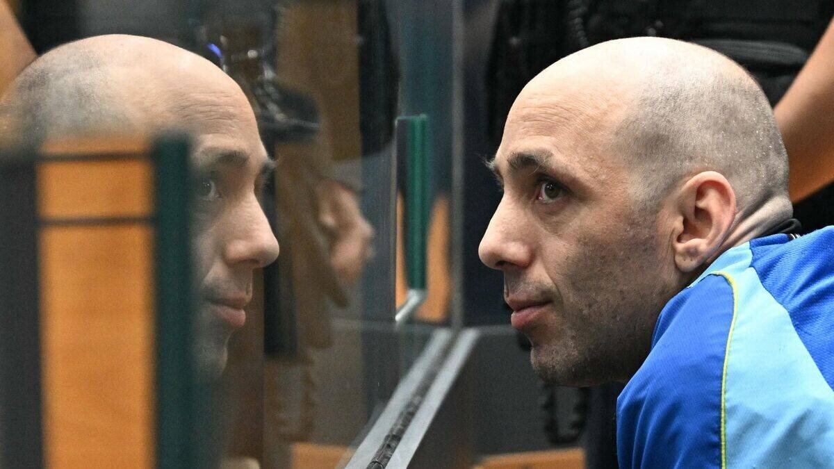 Cédric Jubillar dans la salle d’audience du Tarn