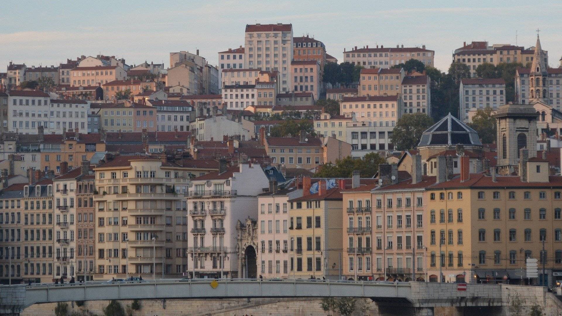 Vue générale de Lyon et immobilier