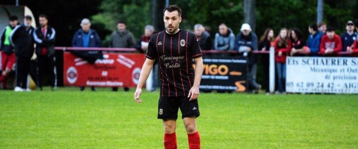 Action de football d’Aignan en déplacement