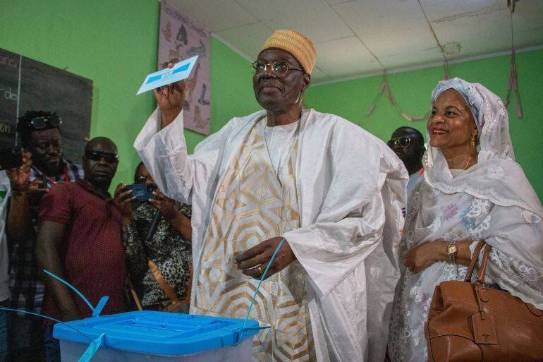 Isaac Tchiroma vote à Garoua le 12 octobre 2025