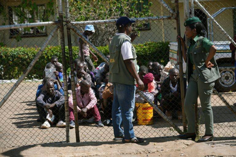 Prisonniers quittant Chikurubi après une grâce présidentielle