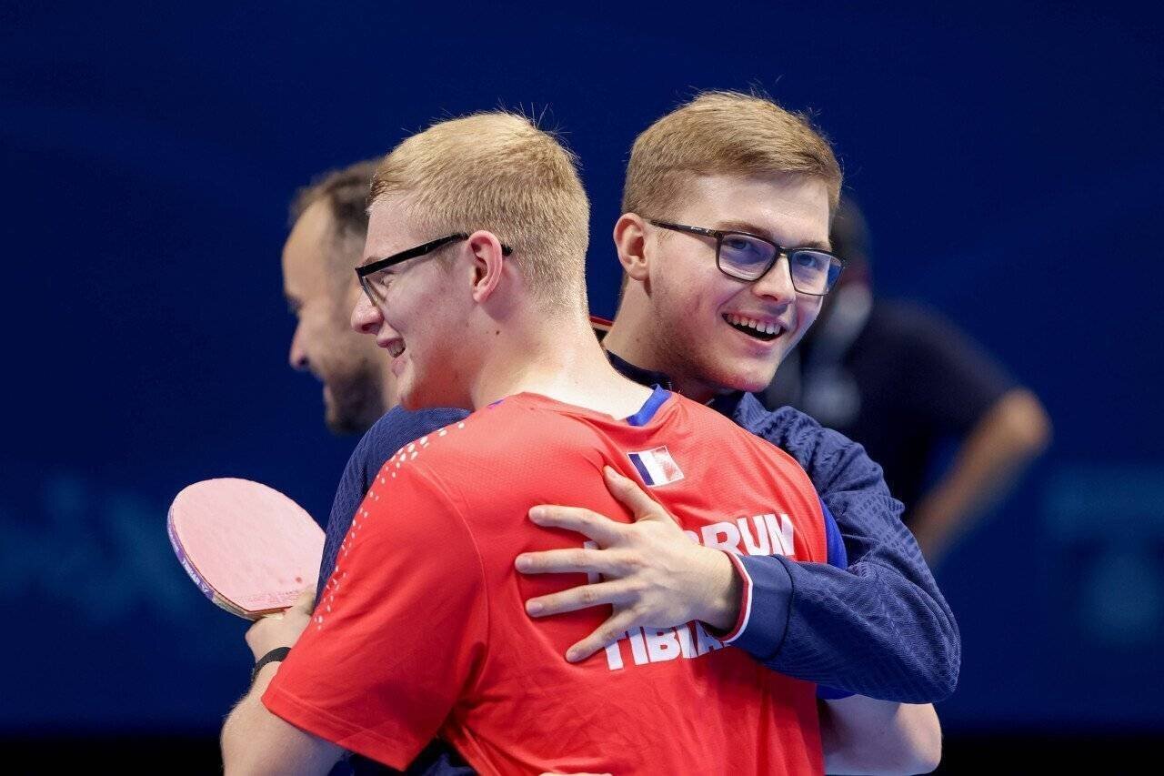Félix Lebrun et Alexis Lebrun célèbrent le titre européen