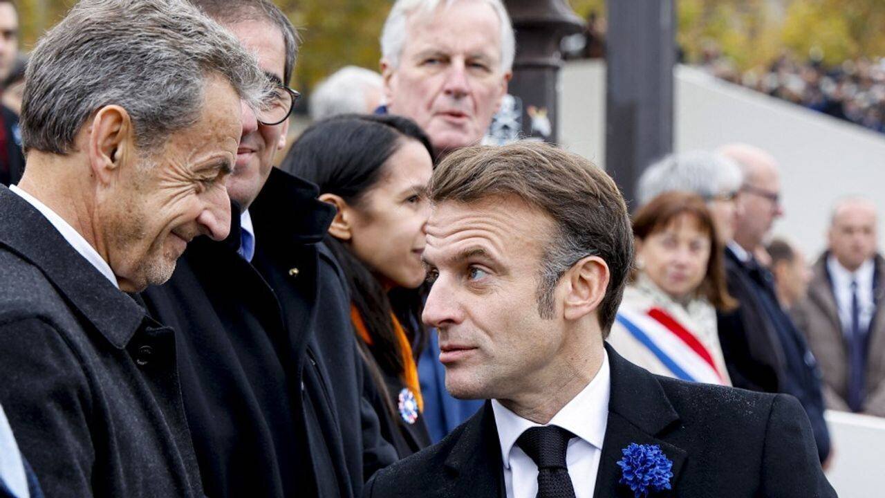 Macron et Sarkozy à l'Élysée, photo d'actualité