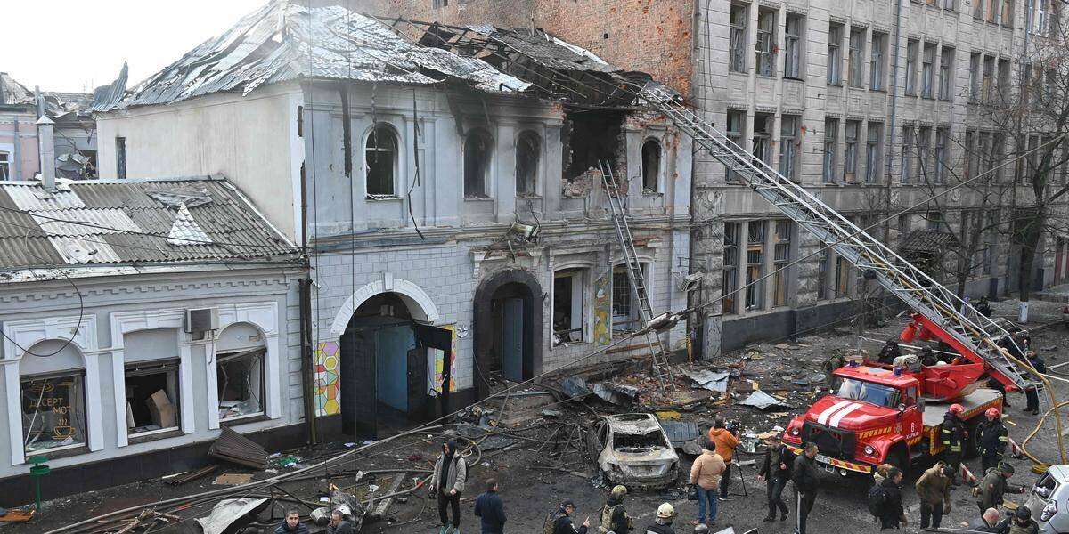 Incendies et dégâts à Kiev