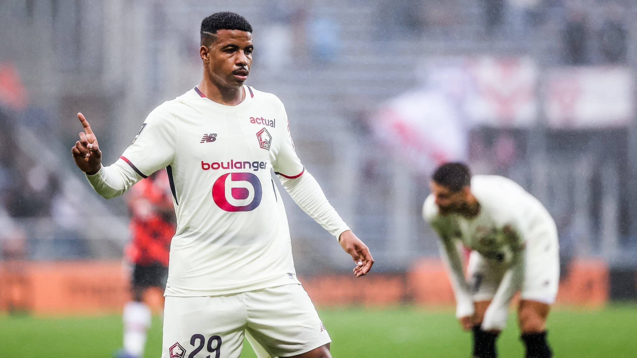 Hamza Igamane en action lors d'un match de Ligue 1