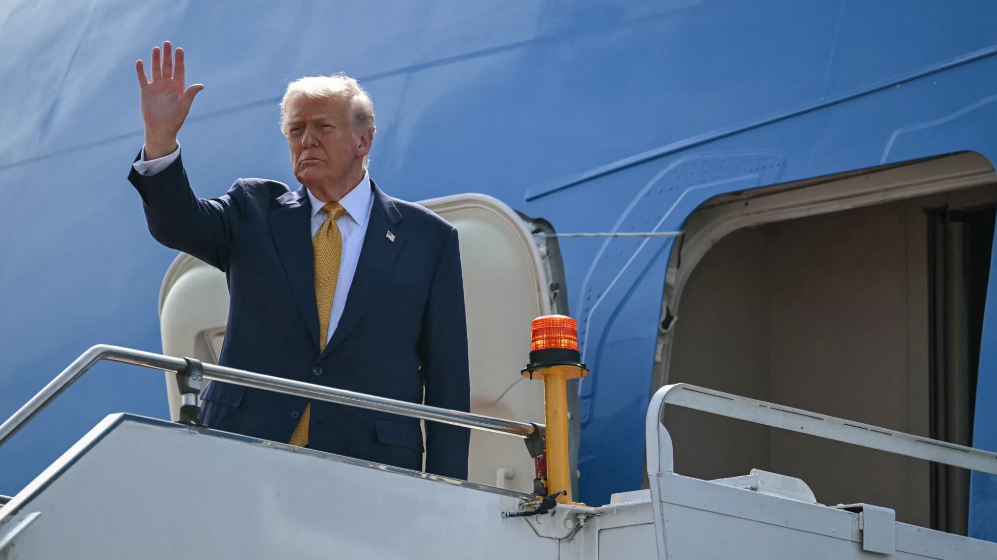 Trump à bord d'Air Force One lors d'un déplacement en Asie