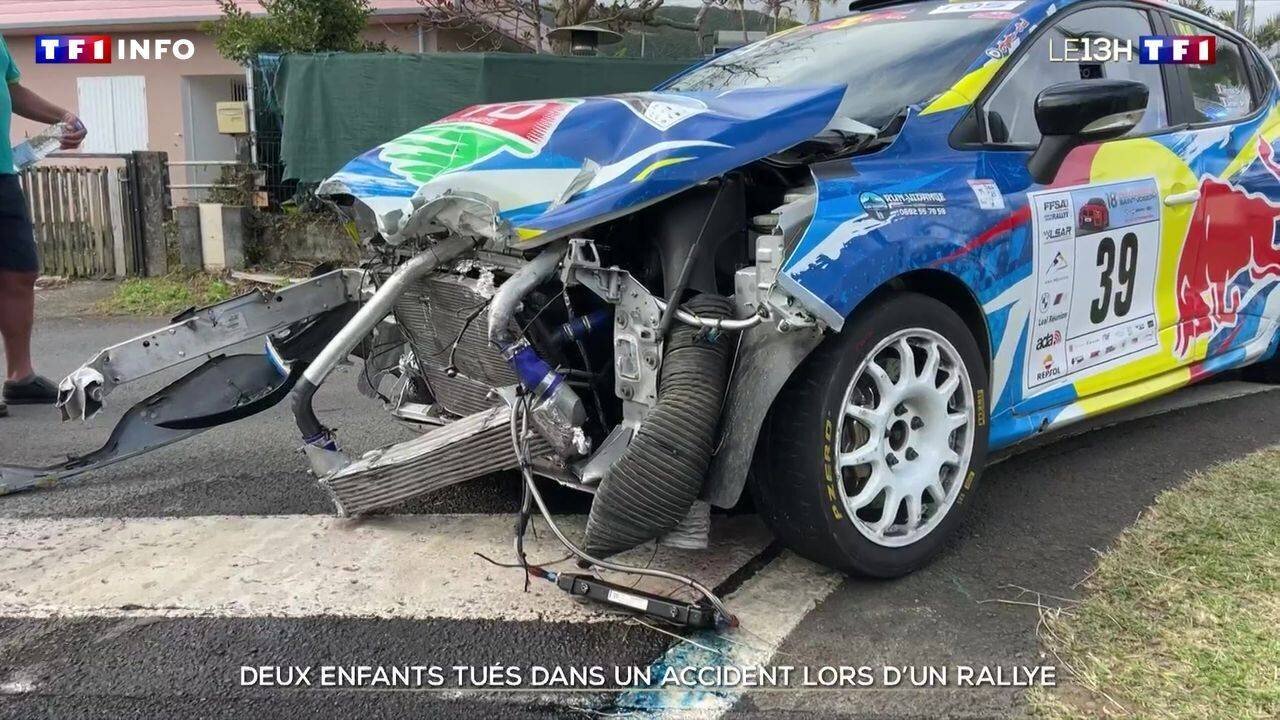 Vue d'un rallye montrant des spectateurs près d'une zone interdite