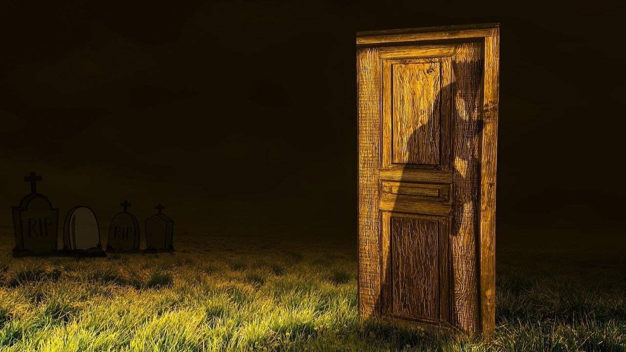 Sorcières survolant Civrieux-d’Azergues