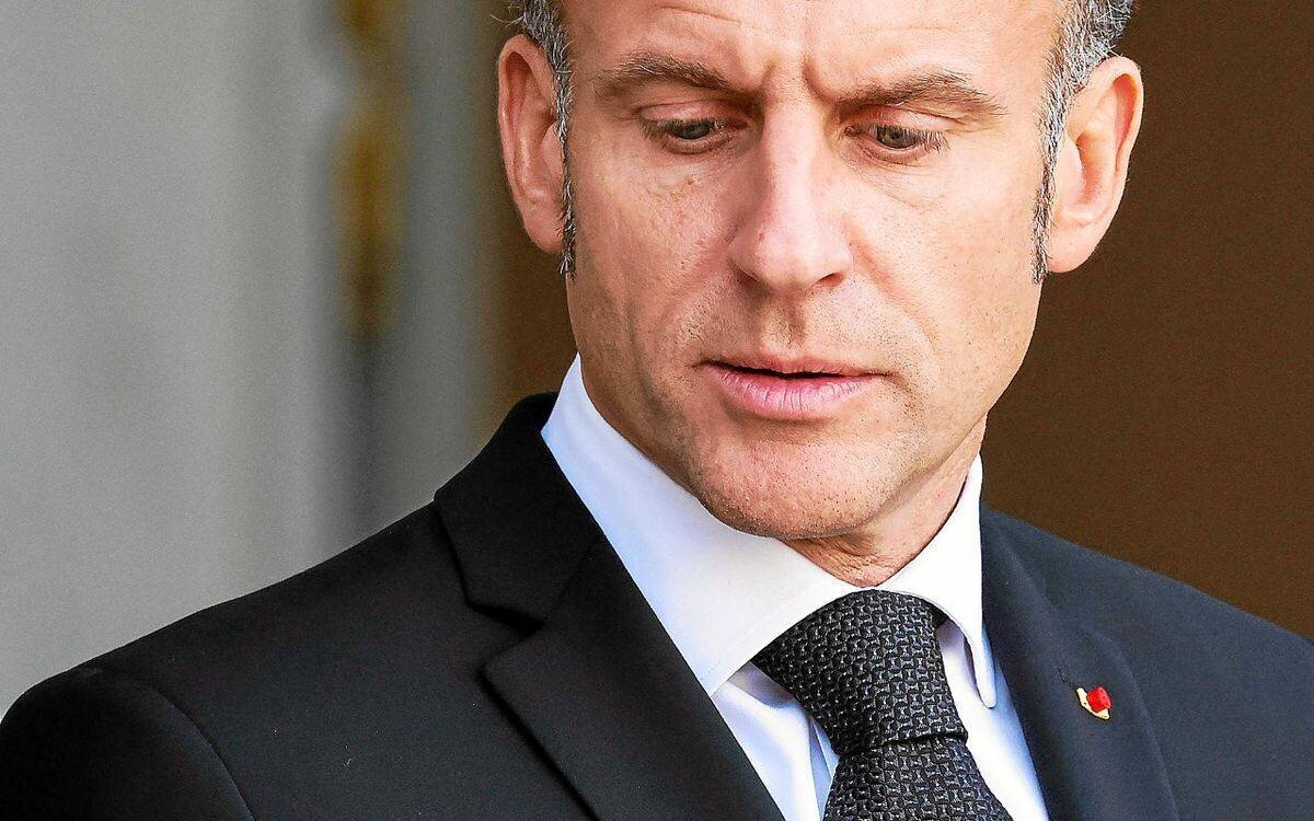 Macron lors d'un discours politique en 2024