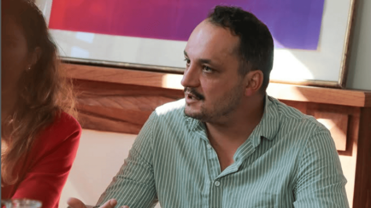 Candidat LFI Nordine Raymond à Bordeaux