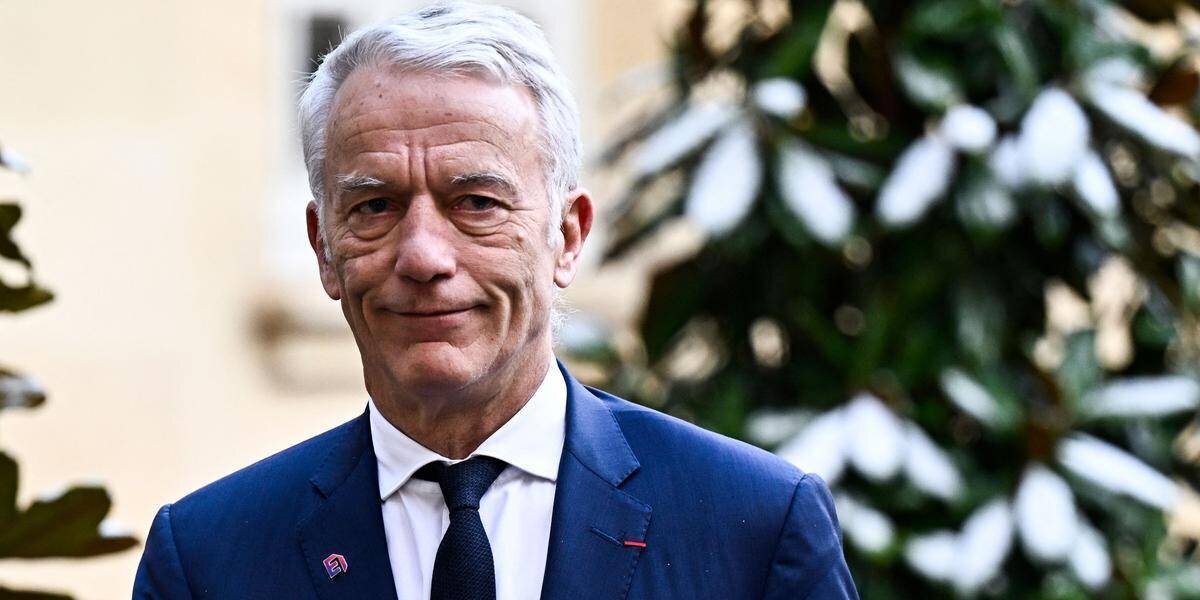 Photo d’un débat sur le travail et les retraites