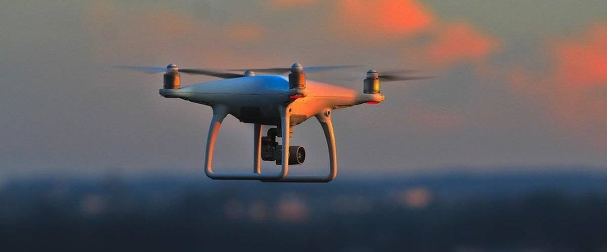 Drone survolant le site Eurenco Bergerac