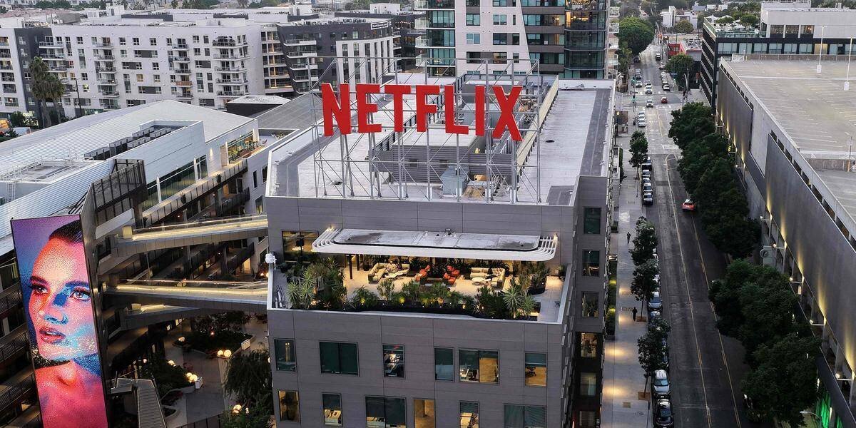 Vue intérieure d'une Netflix House dans un centre commercial
