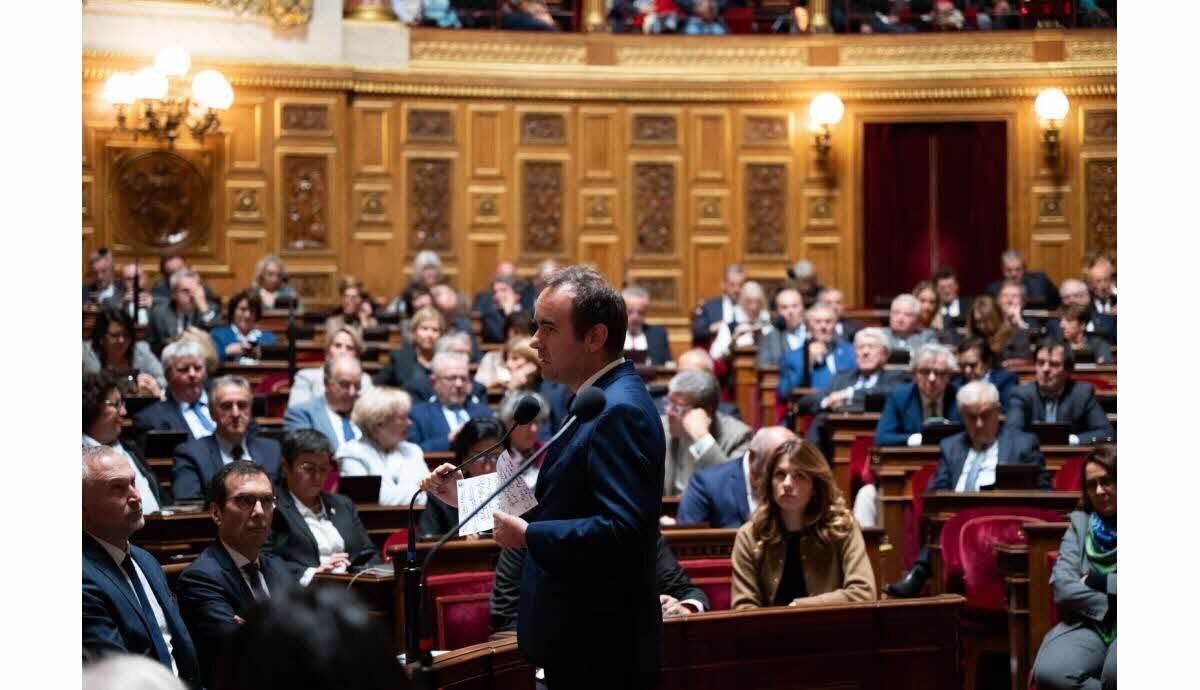 Vue de l’Assemblée nationale pendant le débat sur les retraites