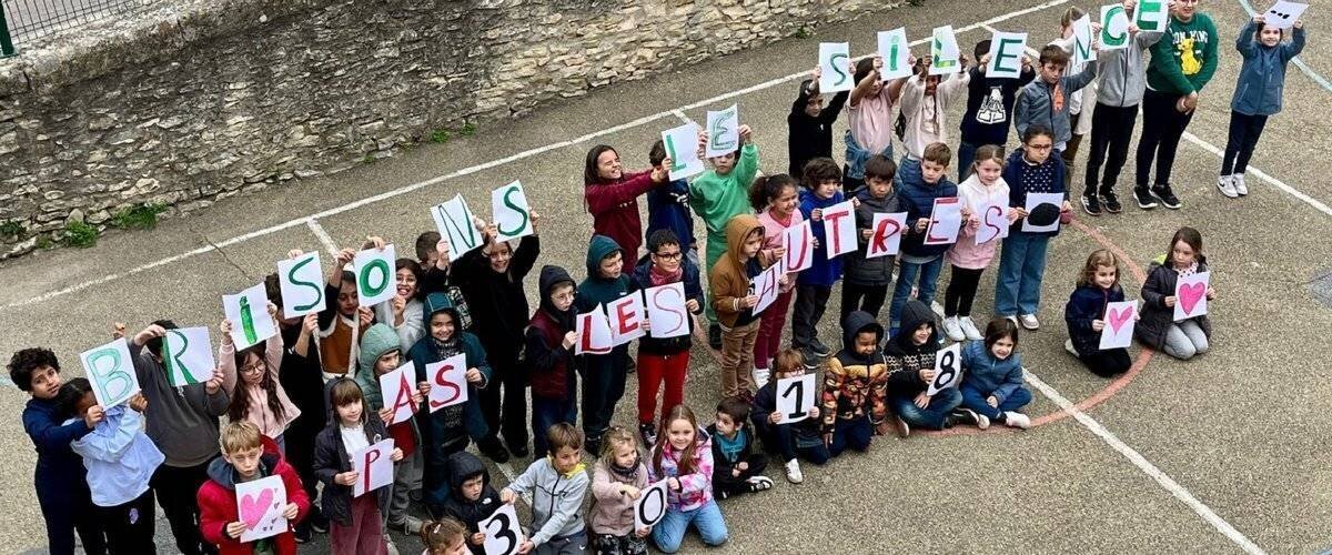 École et prévention du harcèlement, élèves en activité