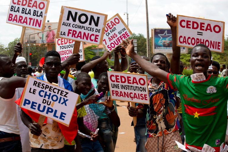 Manifestation contre la France à Ouagadougou