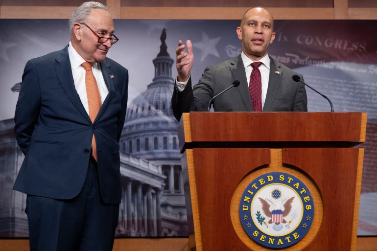Hakeem Jeffries et Chuck Schumer