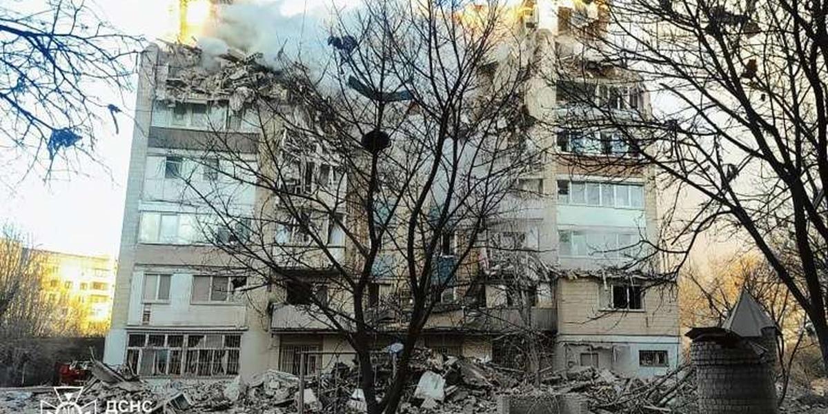 Vue générale d'un quartier touché par des bombardements en Ukraine ouest