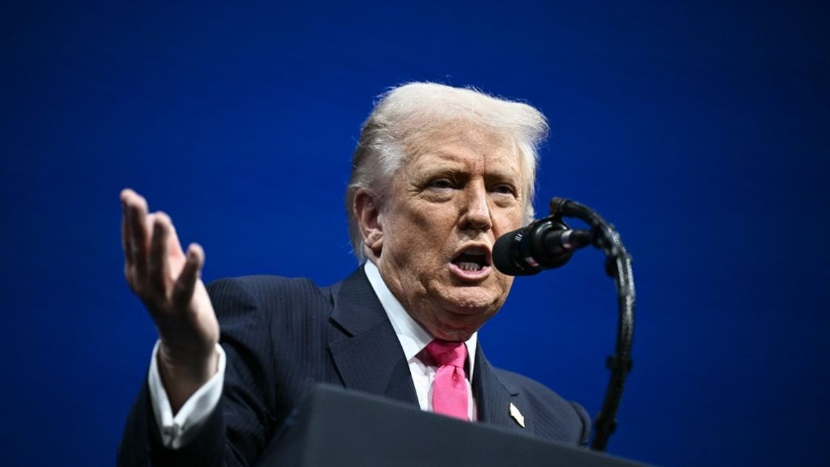 Trump signe la loi sur le dossier Epstein