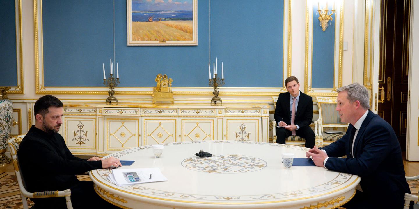 Photo illustrant des consultations en Suisse entre l'Ukraine et les États-Unis