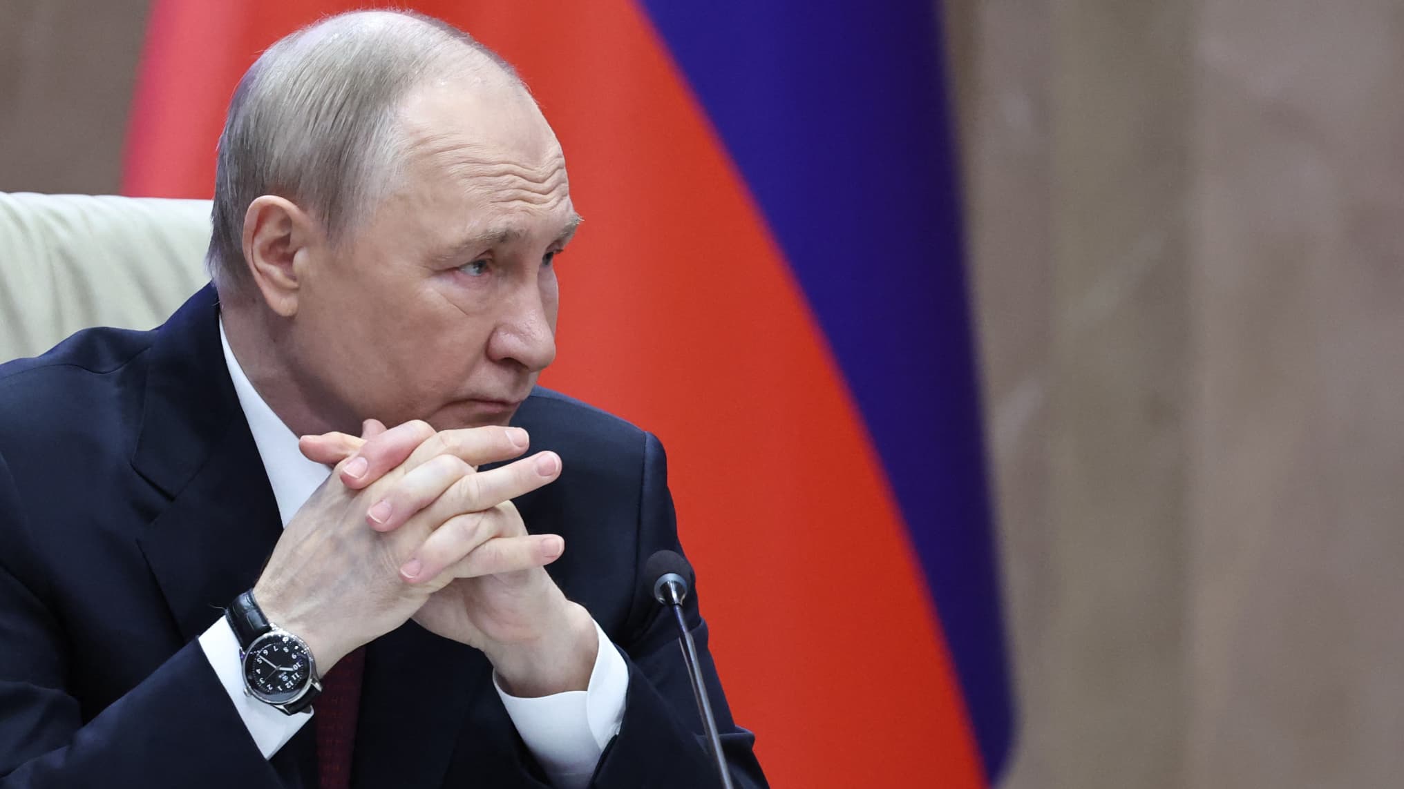 Vladimir Poutine à Bichkek, Kirghizistan, conférence de presse