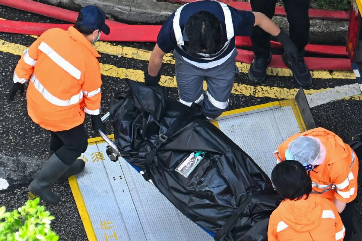 Incendie dans un complexe à Tai Po, Hong Kong