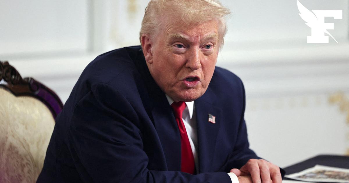 Donald Trump s'adressant à une journaliste lors d'une conférence