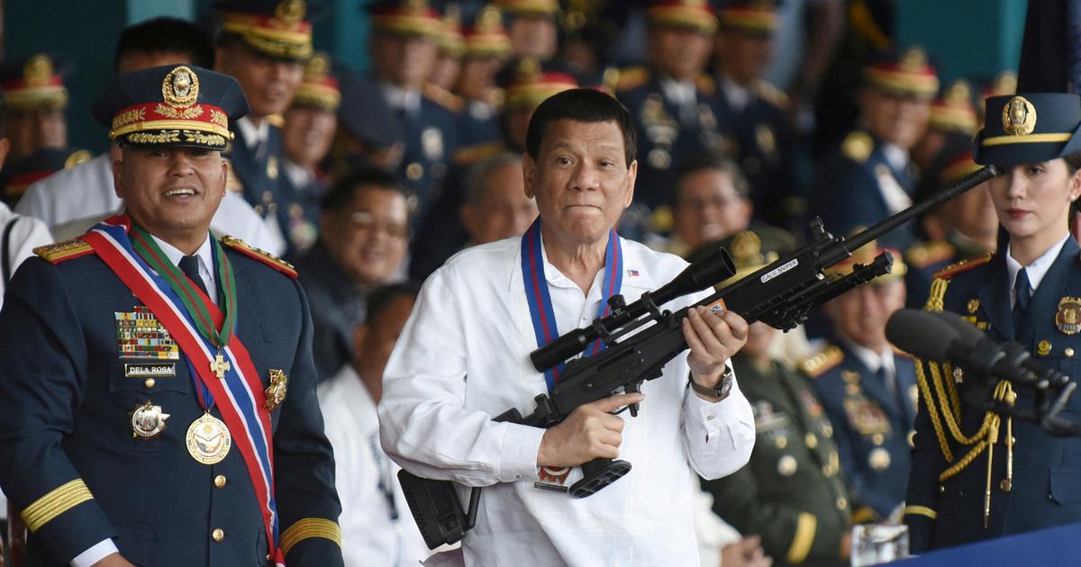 Duterte à la CPI à La Haye lors d'une audience